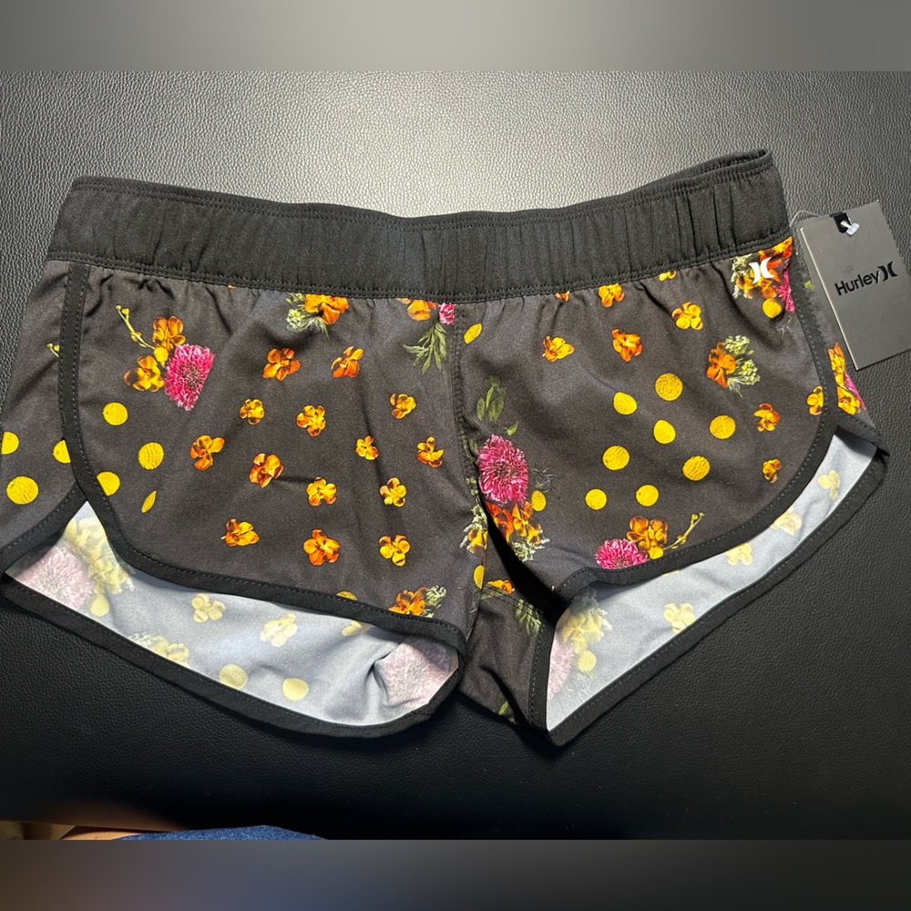 Hurley Floral Black Women's Shorts